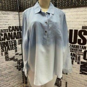 Torrid 00 Blue Bleach Dipped Button Top